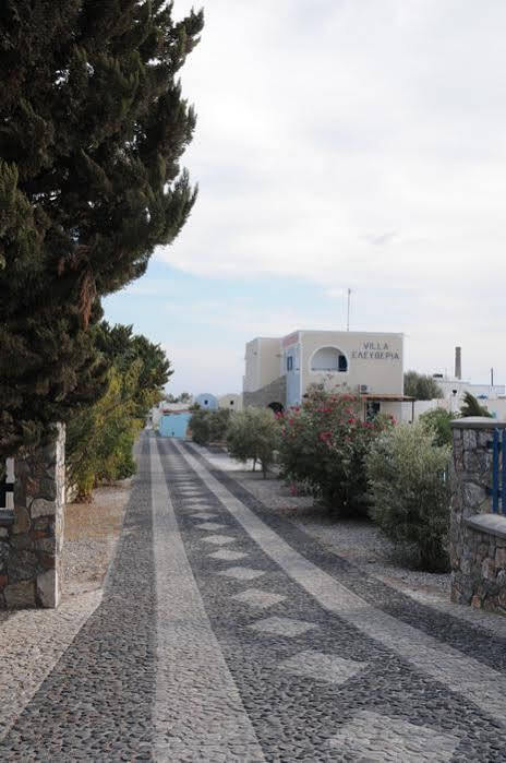 Eleftheria 公寓式飯店 Perivolos (Santorini)